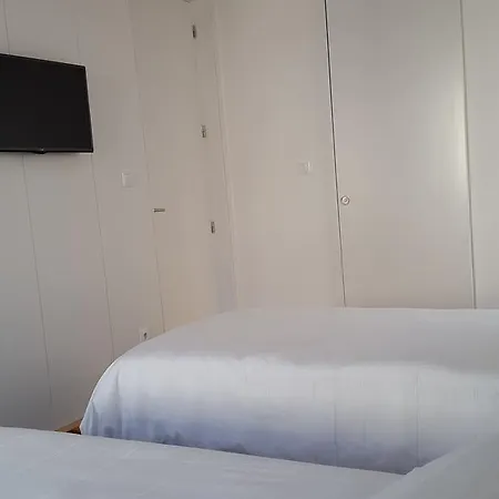 Casa Boticas * パレーデス・デ・コウラ