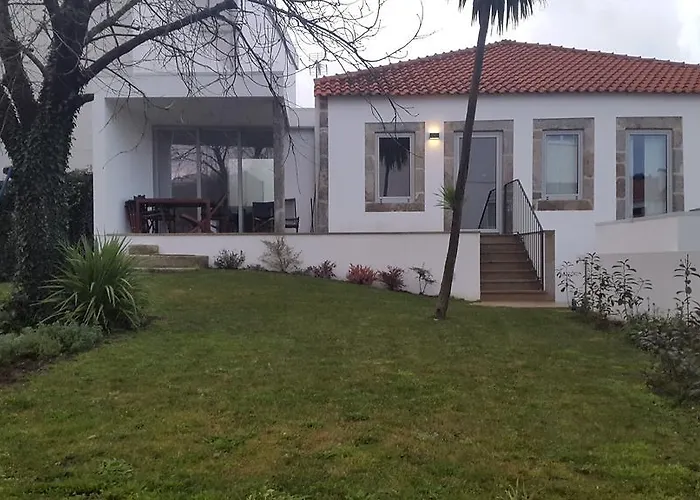 Casa Boticas 파레드스 드 코라