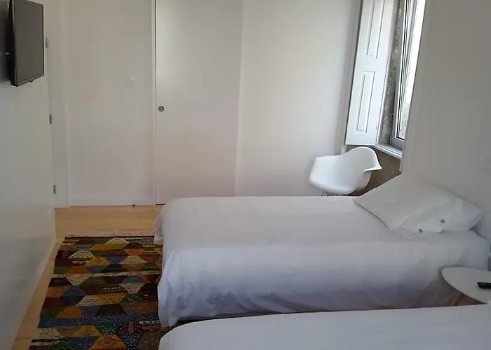 Casa Boticas 파레드스 드 코라